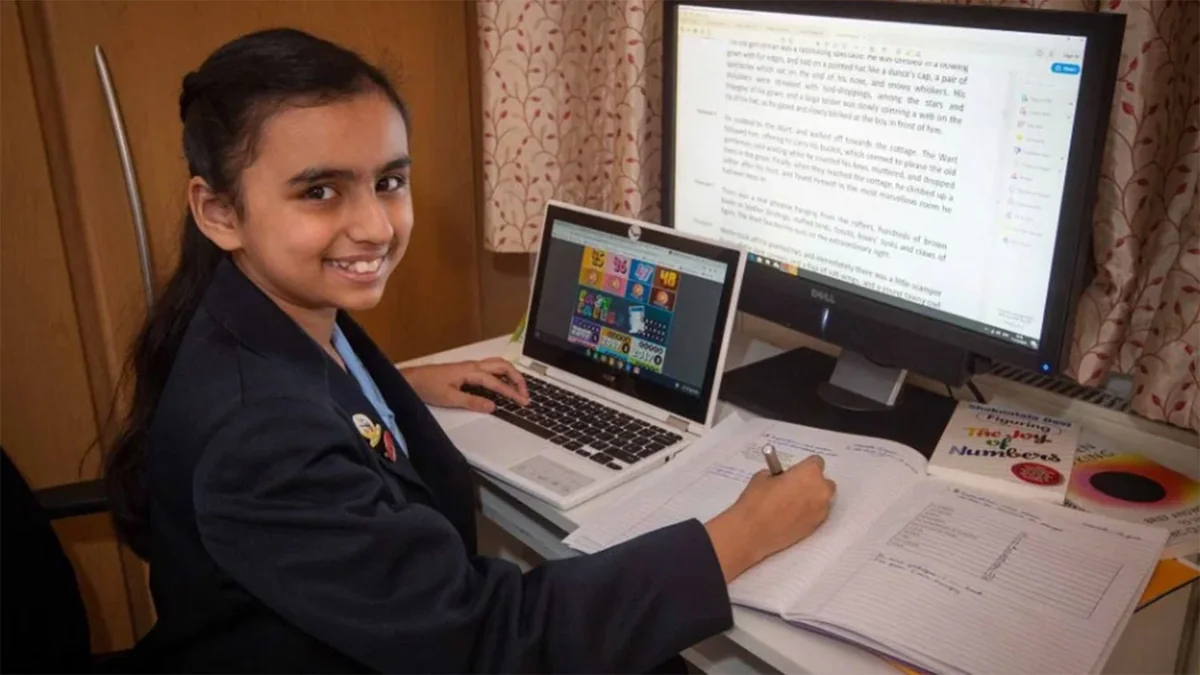 10-летняя девочка по IQ превзошла Эйнштейна и Хокинга