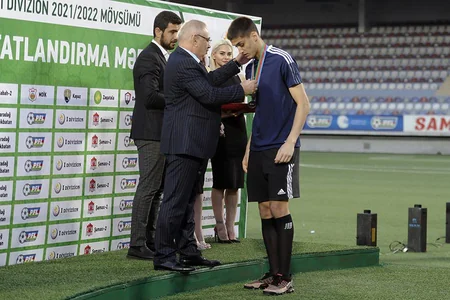 Azərbaycan I Divizionunun medalçıları mükafatlandırılıb