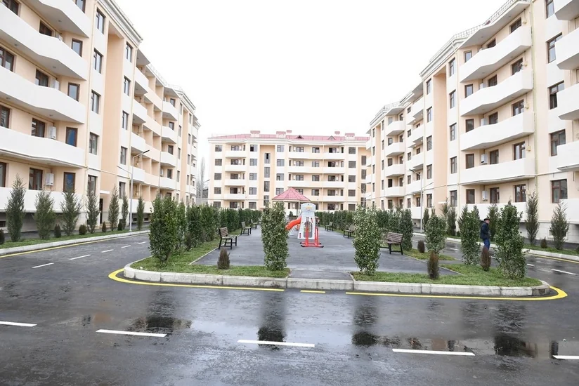 Göygöldə məcburi köçkünlər üçün yeni məhəllənin açılışı olub
