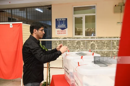Azərbaycanda 1 milyondan çox seçici səs verib - FOTOREPORTAJ