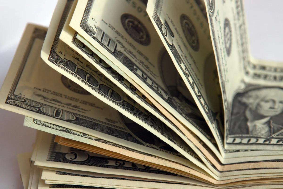 ​ЦБА: Курс доллара 7 января составит 1,5626 AZN/USD