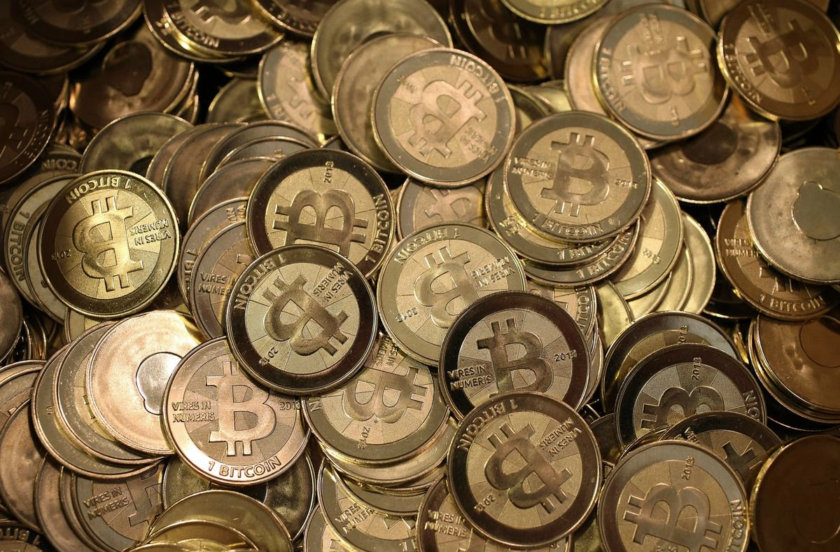 Один из основателей Bitcoin.com продал все свои биткоины