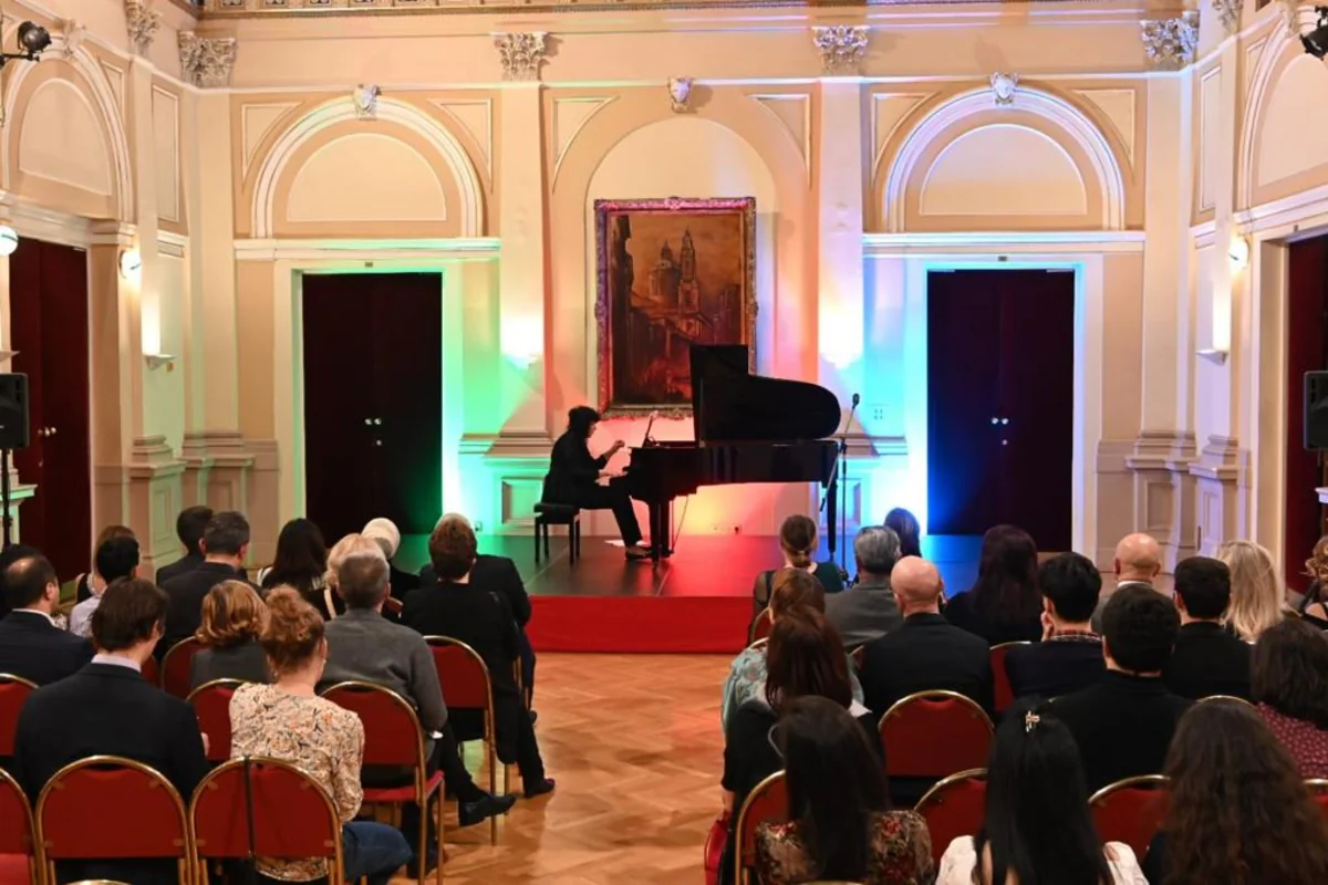 Çexiyada Zəfər Gününə həsr olunmuş qala-konsert keçirilib