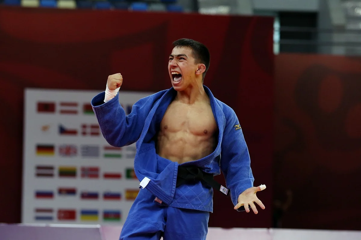 Turan Bayramov: EYOF-dakı qızıl medalımı valideynlərimə və məşqçilərimə həsr edirəm