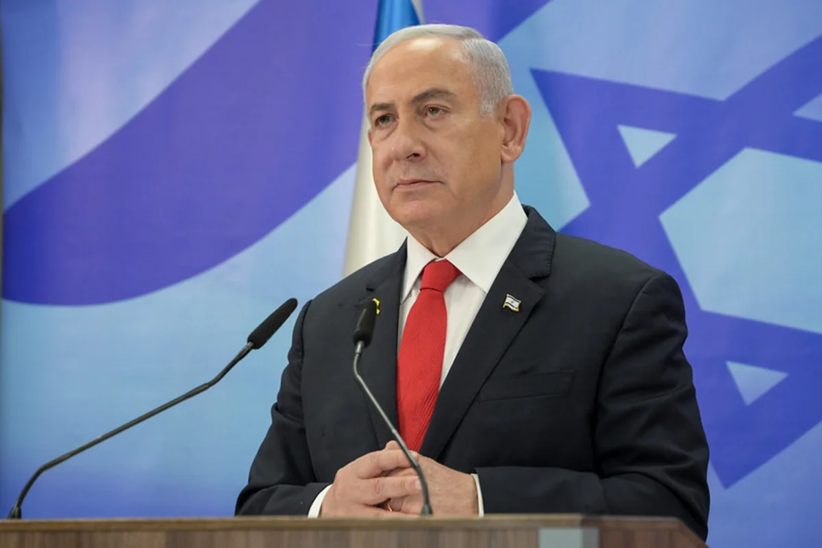 Netanyahu rüşvətxorluq, dələduzluq ittihamları ilə bağlı ifadə vermək üçün məhkəməyə gəlib