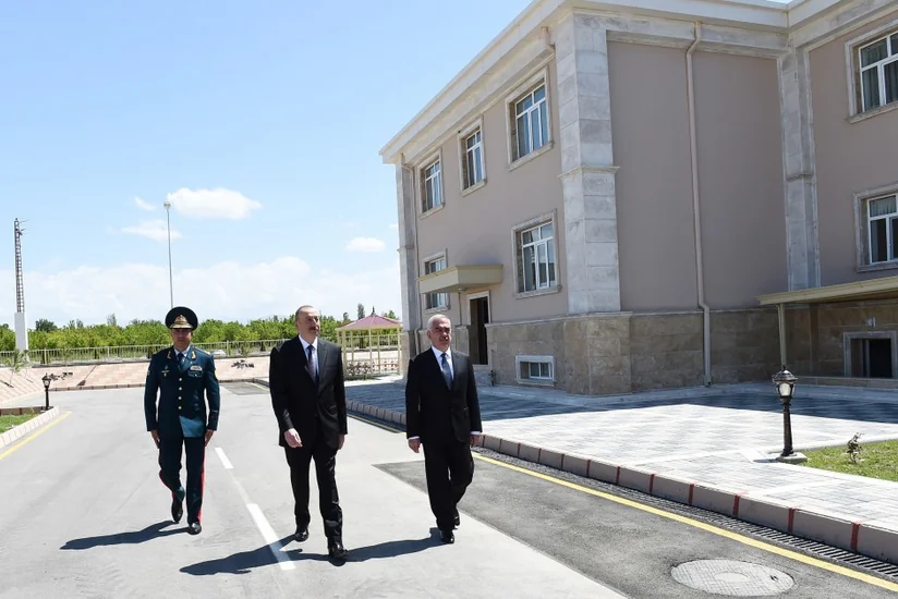 Prezident DSX-nin Naxçıvan şəhər Qaraçuq ərazi dairəsindəki sərhəd dəstəsində yaradılan şəraitlə tanış olub
