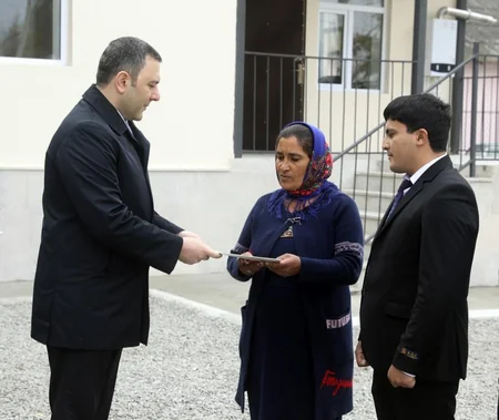 Nazirlik: 9 rayonda şəhid ailələri və Qarabağ əlillərinə ev verilib