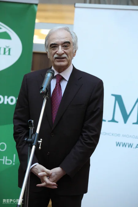 Moskvada İlham Əliyevin prezident postuna namizədliyinə dəstək məqsədilə “Breyn-rinq” keçirilib