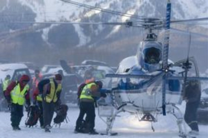 ​Kanadada turistlər qar uçqununa düşüb: 1 nəfər ölüb