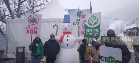 Interesting step by protesters on Khankandi-Lachin road