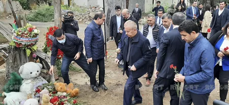 QHT nümayəndələri Gəncə terrorunda həlak olanların xatirəsini yad ediblər