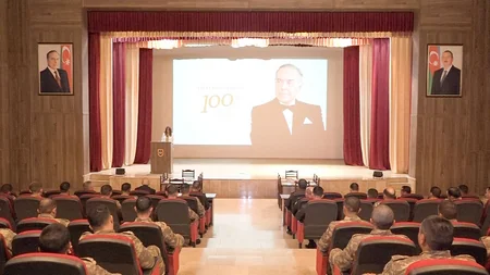 Əlahiddə Ümumqoşun Orduda Heydər Əliyevin 100-cü ildönümü ilə bağlı tədbirlər keçirilir