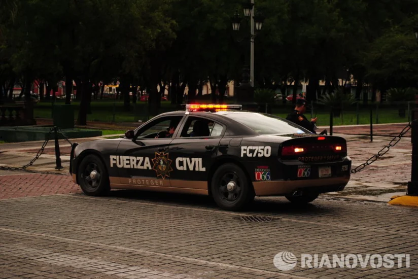 В Мексике пять человек были расстреляны в машине