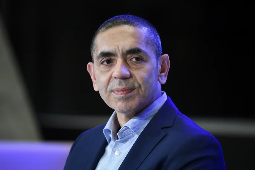 BioNTechin baş direktoru: Koronavirus daha 10 il bizimlədir