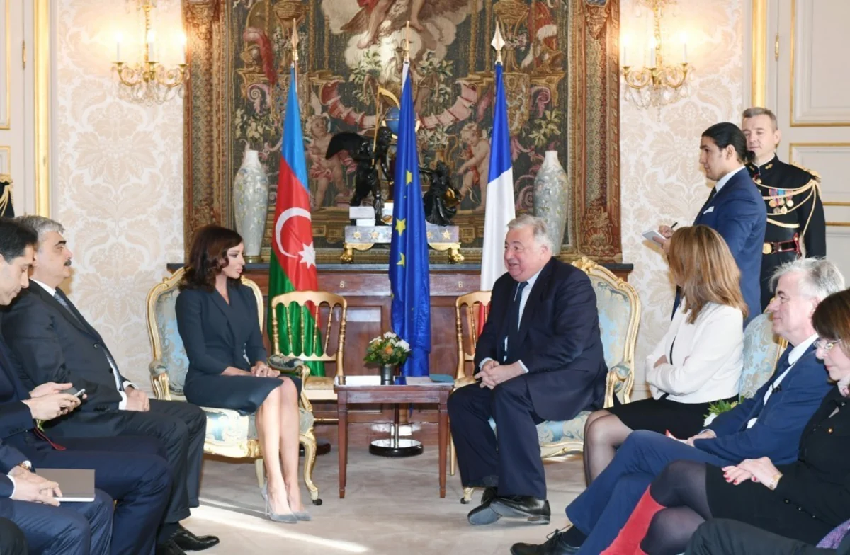Birinci vitse-prezident Mehriban Əliyeva Fransa Senatının sədri ilə görüşüb