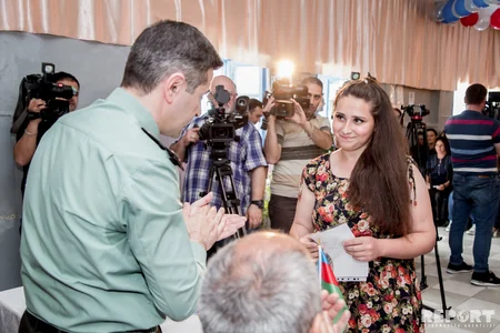 Qadınların azadlıq sevinci - FOTOREPORTAJ