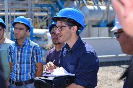 Azərikimya İstehsalat Birliyində ADNSU-nun rektoru ilə ilə görüş keçirilib