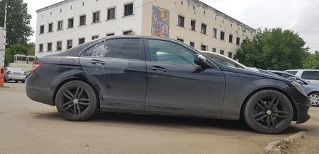 Gürcüstanda azərbaycanlılara məxsus avtomobillər qarət olunub