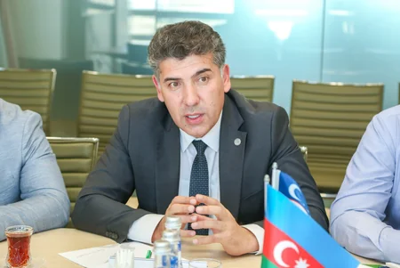Özbəkistan rəsmisi : Bakı Limanı Azərbaycanla regional əməkdaşlıq üçün əsas rol oynayır