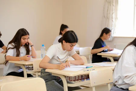 Bu gün 54 mindən çox abituriyent üçün imtahan keçirilib - YENİLƏNİB