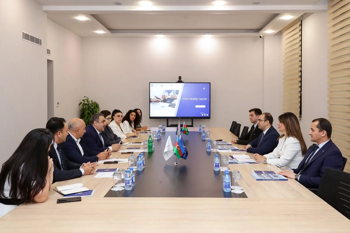 “DOST Müfəttiş” layihəsi çərçivəsində “Caspian Energy Club”a üzv olan şirkətlərlə görüş keçirilib