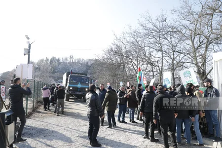 Peacekeepers' supply vehicles pass freely along Shusha-Khankandi road again - VIDEO