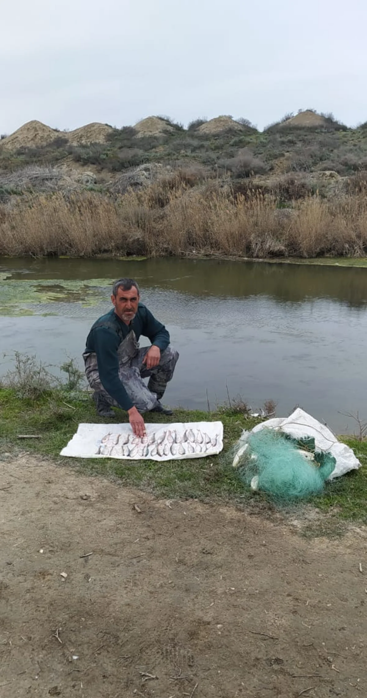 Neftçalada qanunsuz balıq ovu ilə məşğul olan şəxs saxlanılıb