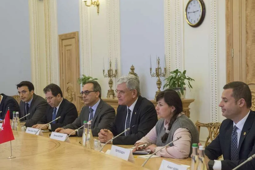 Турция предлагает Украине трехсторонний формат сотрудничества с участием Азербайджана