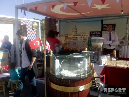 Gürcüstan paytaxtında Tbilisoba bayramı keçirilir - FOTOREPORTAJ