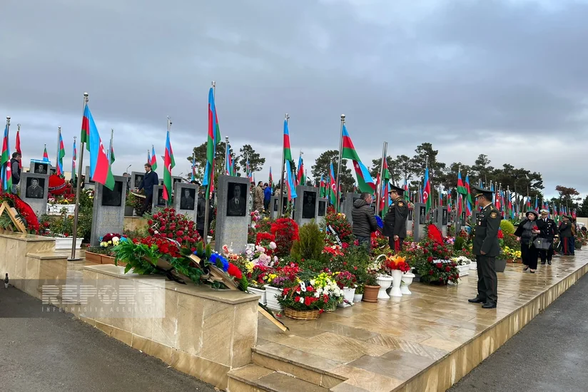 Xalq şəhidlərin xatirəsini anır - onların şücaətləri, fədakarlıqları heç vaxt unudulmayacaq
