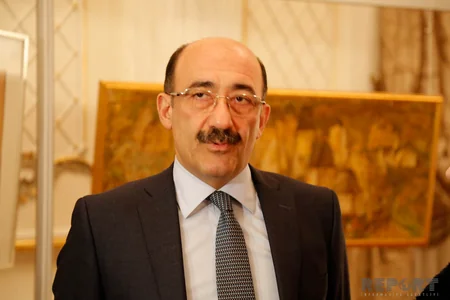 Milli Teatr Günündə Zirvə mükafatının təqdimat mərasimi keçirilib