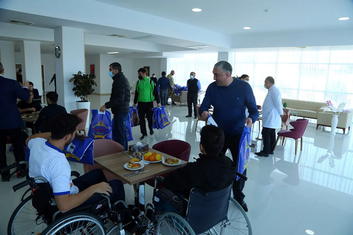 MN: Vətən müharibəsi qaziləri daim diqqət mərkəzindədir