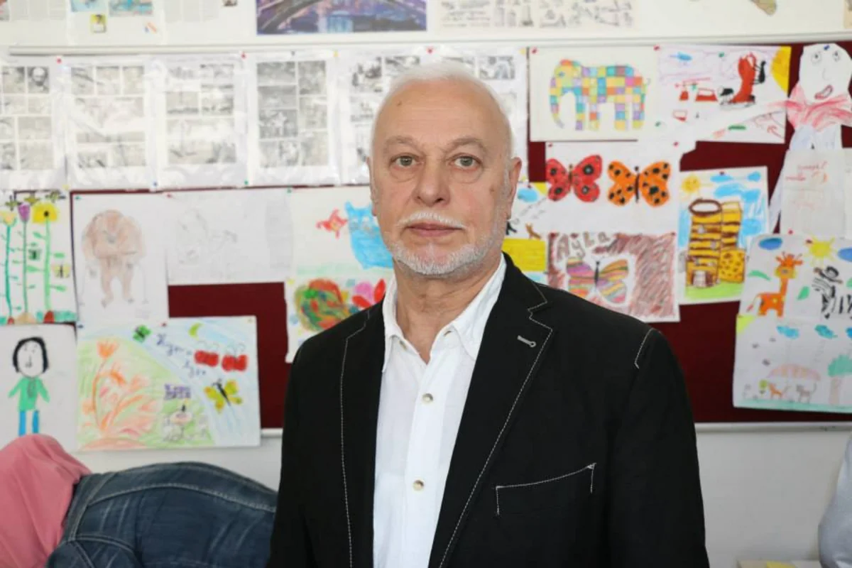 Azərbaycanın əməkdar rəssamı dövlət qurumunu məhkəməyə verib - FOTO