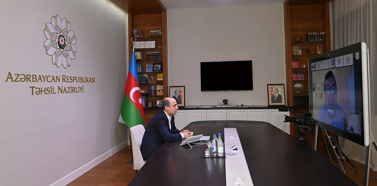 Təhsil naziri xaricdə akademik fəaliyyətlə məşğul olan bir qrup soydaşımızla virtual görüşüb