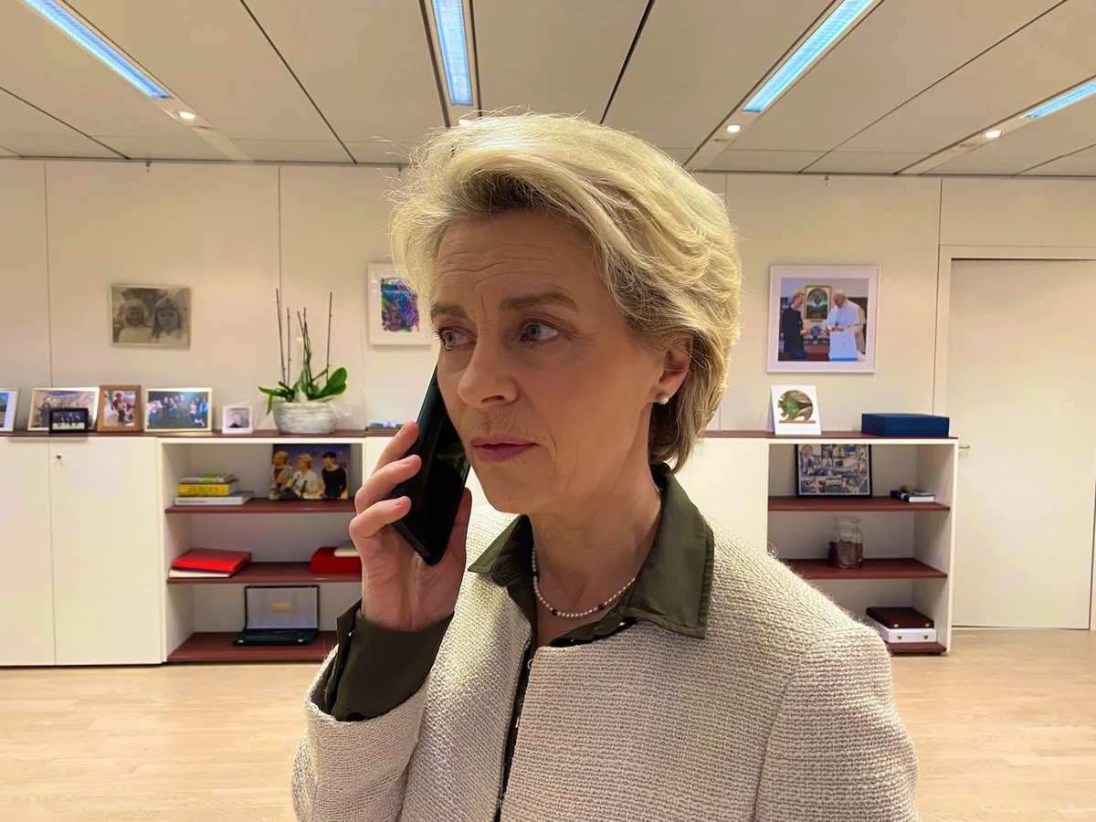 Глава Еврокомиссии провела телефонный разговор с Зеленским