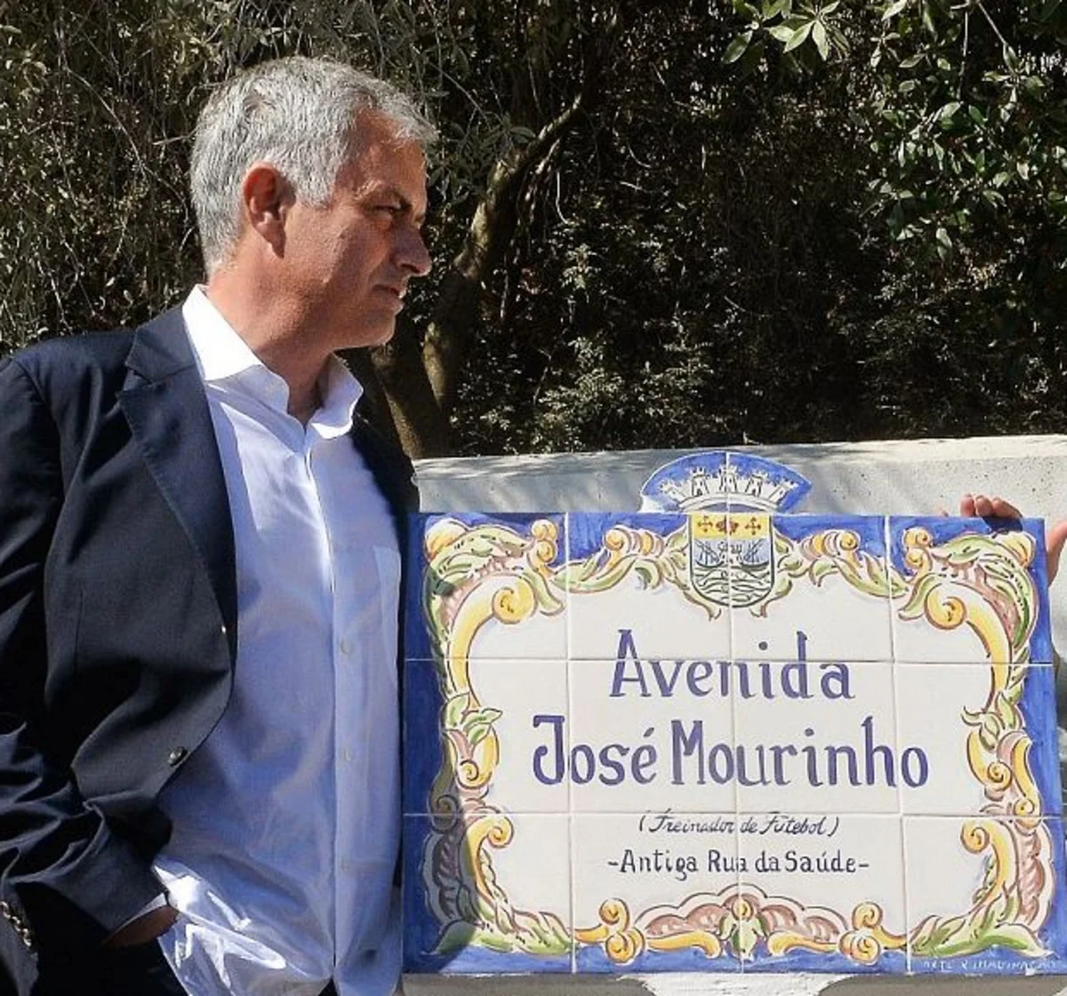 Joze Mourinyonun adı doğulduğu şəhərdə küçəyə verilib