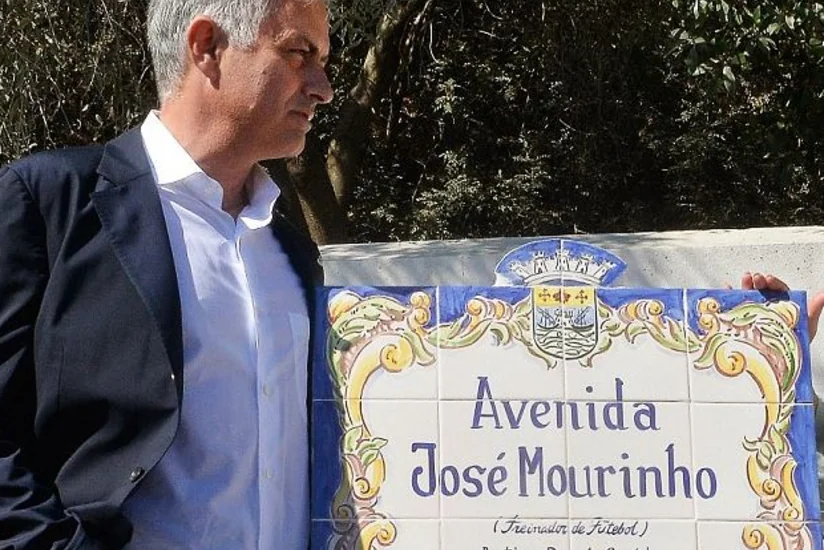 Joze Mourinyonun adı doğulduğu şəhərdə küçəyə verilib