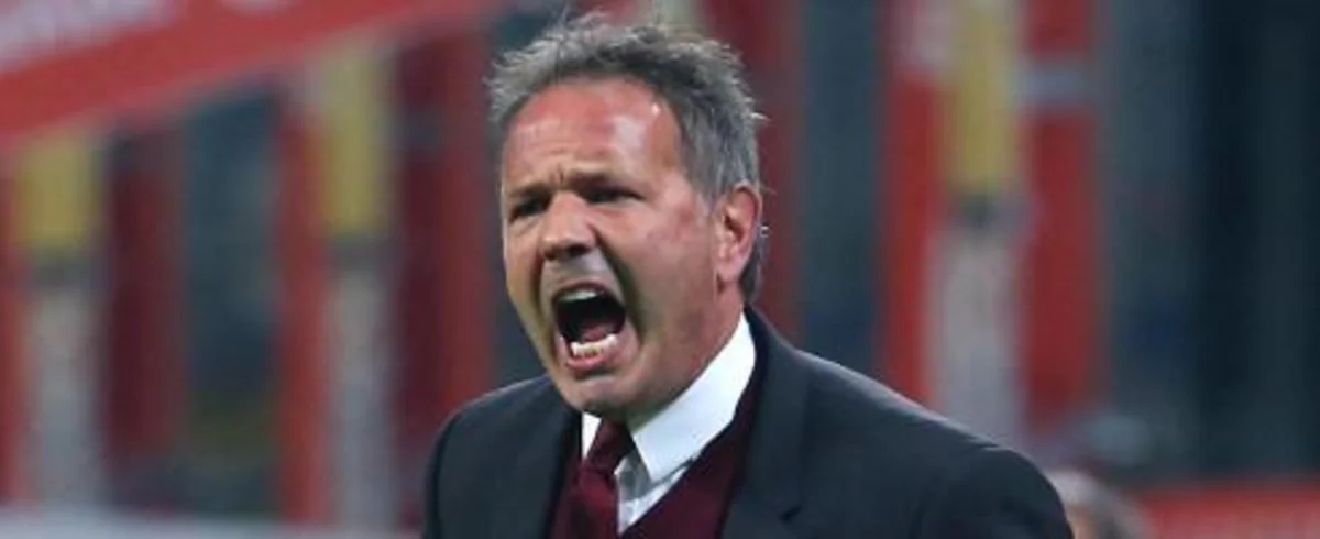 Milan klubunun baş məşqçisi cəzalandırılıb