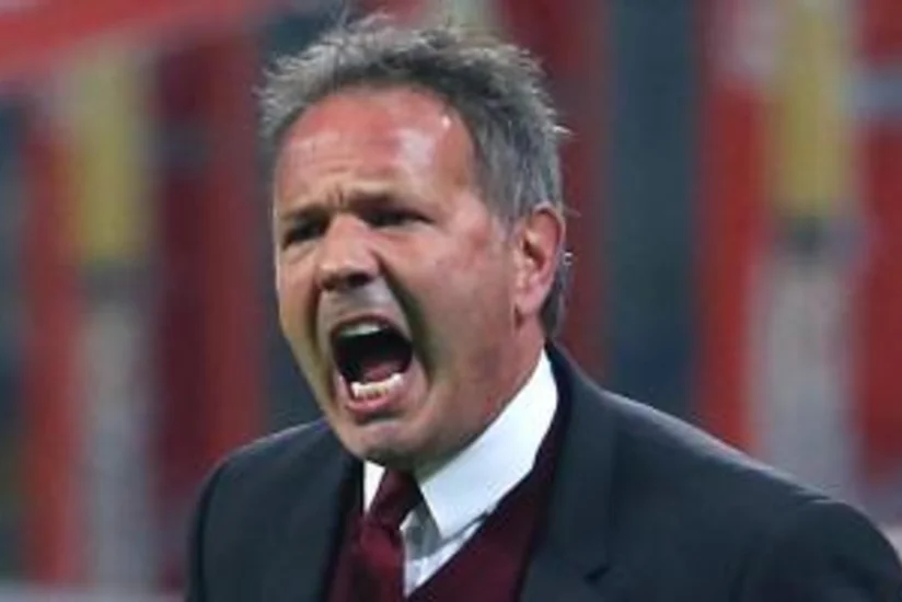 Milan klubunun baş məşqçisi cəzalandırılıb