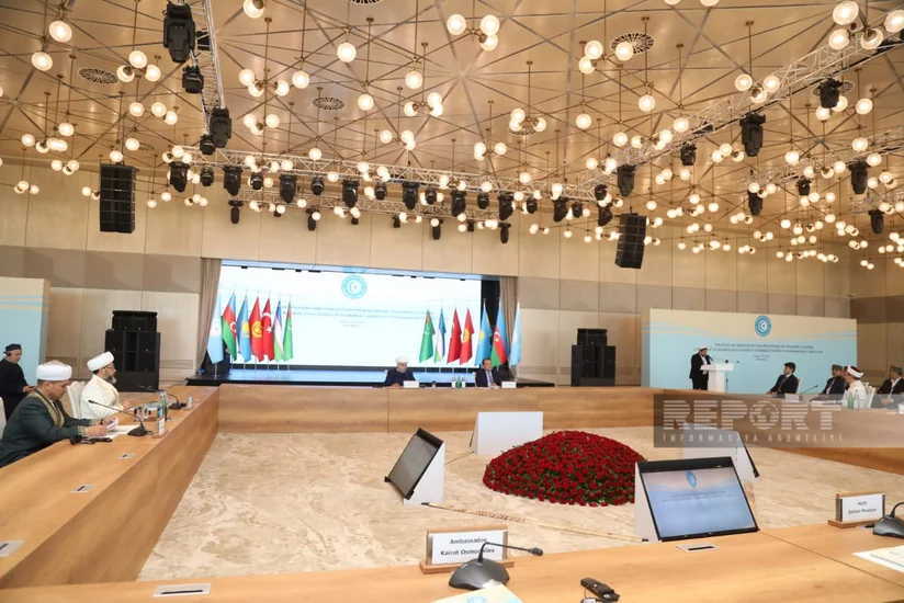Türkiyənin dini lideri müsəlman ölkələrini ailə institutunu gücləndirməyə çağırıb