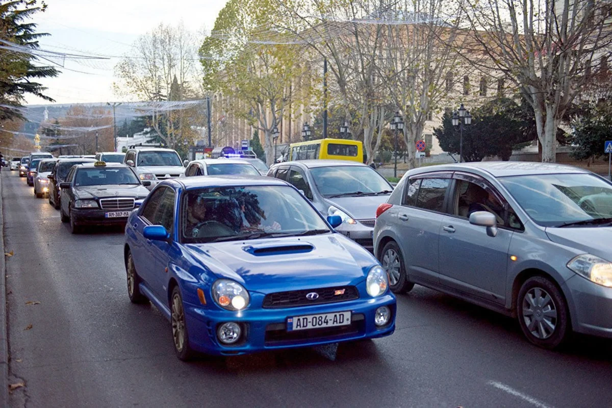 В Грузии введут запрет на передвижение легковых автомобилей