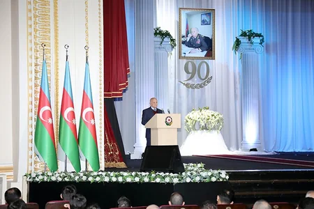 General-leytenant Ziya Yusifzadənin 90 illik yubileyinə həsr olunmuş xatirə tədbiri keçirilib
