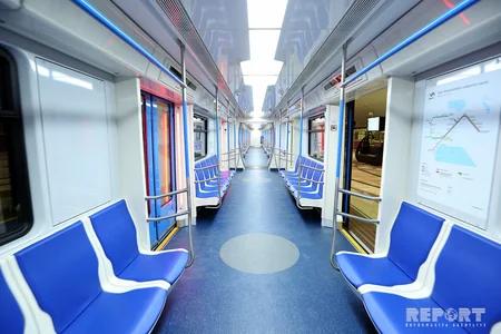Bakıya yeni gətirilmiş metro qatarının təqdimatı keçirilib - FOTOREPORTAJ