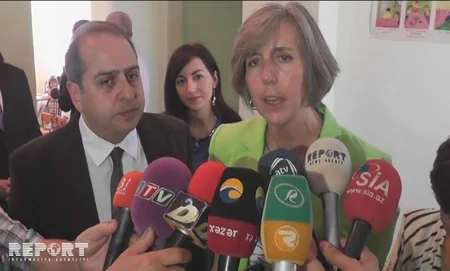 ABŞ səfirinin xanımı Xaçmazda uşaq bağçasının açılışında iştirak edib - FOTO