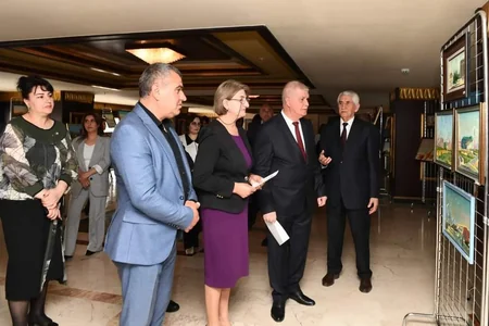 Naxçıvan Muxtar Respublikasının 100 illiyinə həsr olunmuş fərdi sərgi açılıb