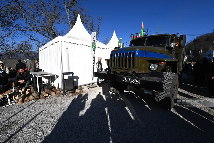 По дороге Ханкенди-Лачын беспрепятственно проехали еще три автомобиля снабжения миротворцев