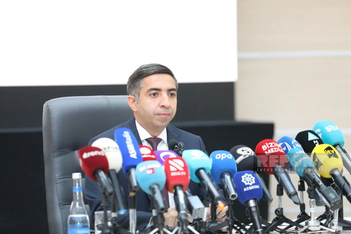 Zaur Əliyev: “Regionlarda həkim çatışmazlığı müşahidə olunur”