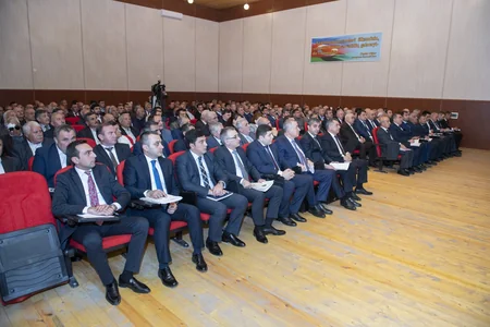 Qobustanda toxumçuluqla bağlı müşavirə keçirilib