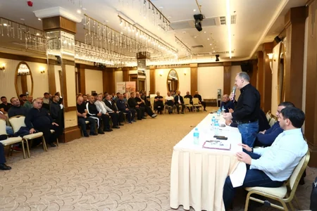 Azərbaycan Güləş Federasiyasının təşkil etdiyi məşqçilərin ümumrespublika seminarı davam edir