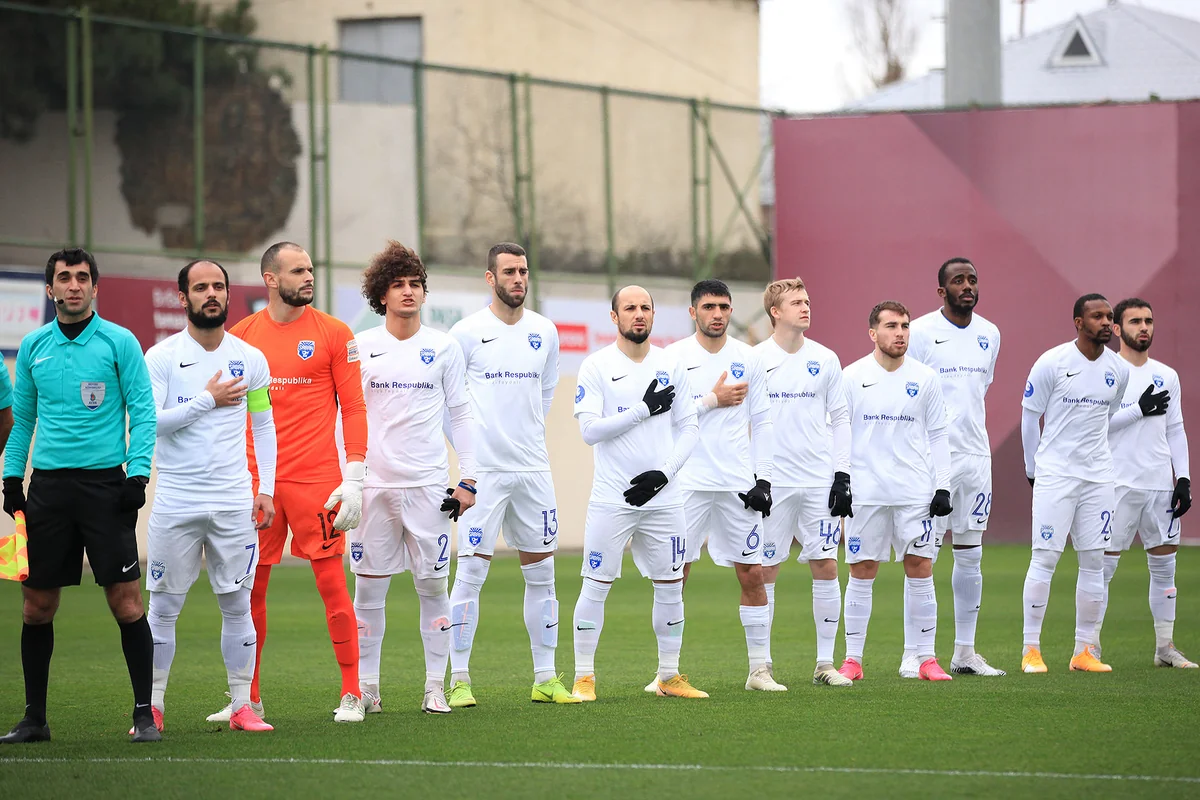Sabahda ilk qollarını vuran futbolçular danışdı